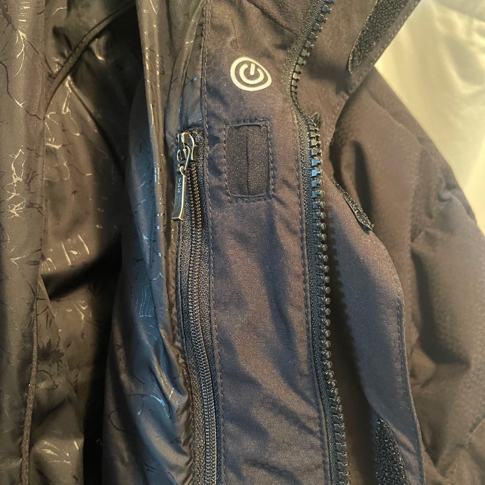 Northface Jacket - Picture 9 of 9